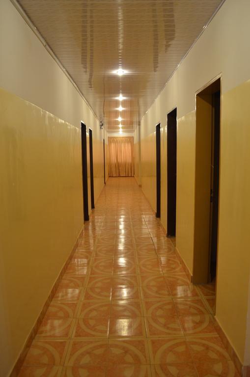 Ouaga Beach Hotel Ouagadougou Ngoại thất bức ảnh